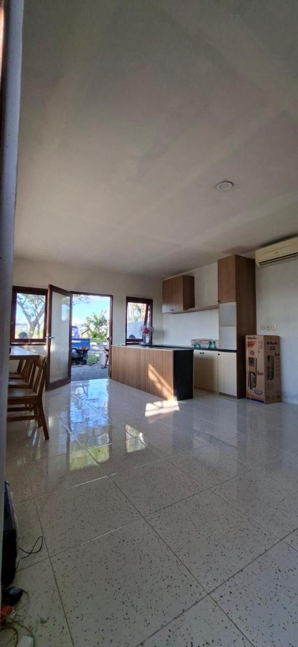 Mayeka Transit Hostel Bandara Internasional Lombok Praya Εξωτερικό φωτογραφία